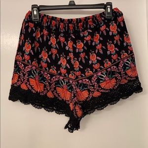 Cute lace trim shorts